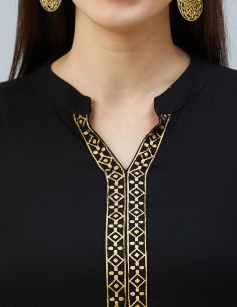 Versatile Black Coloured Laced, Foil Print Rayon Kurti | Sudathi