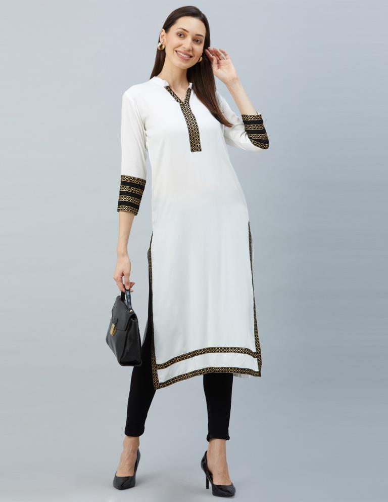Delightful White Coloured Laced, Foil Print Rayon Kurti | Leemboodi