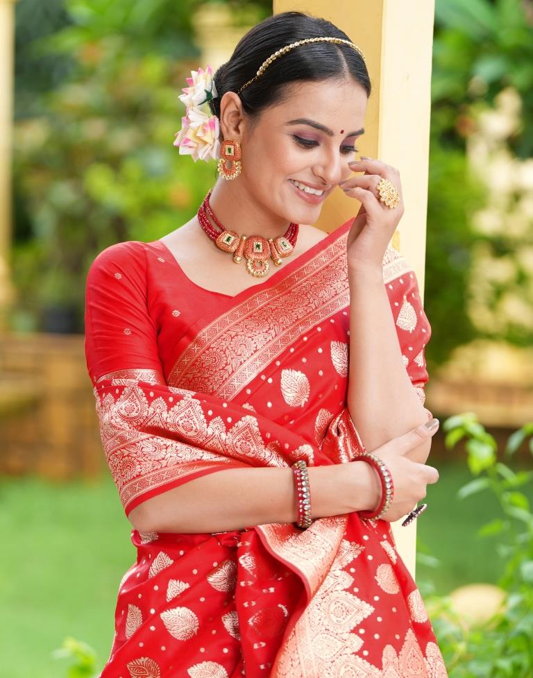 Red Silk Weaving Banarasi Saree | Leemboodi