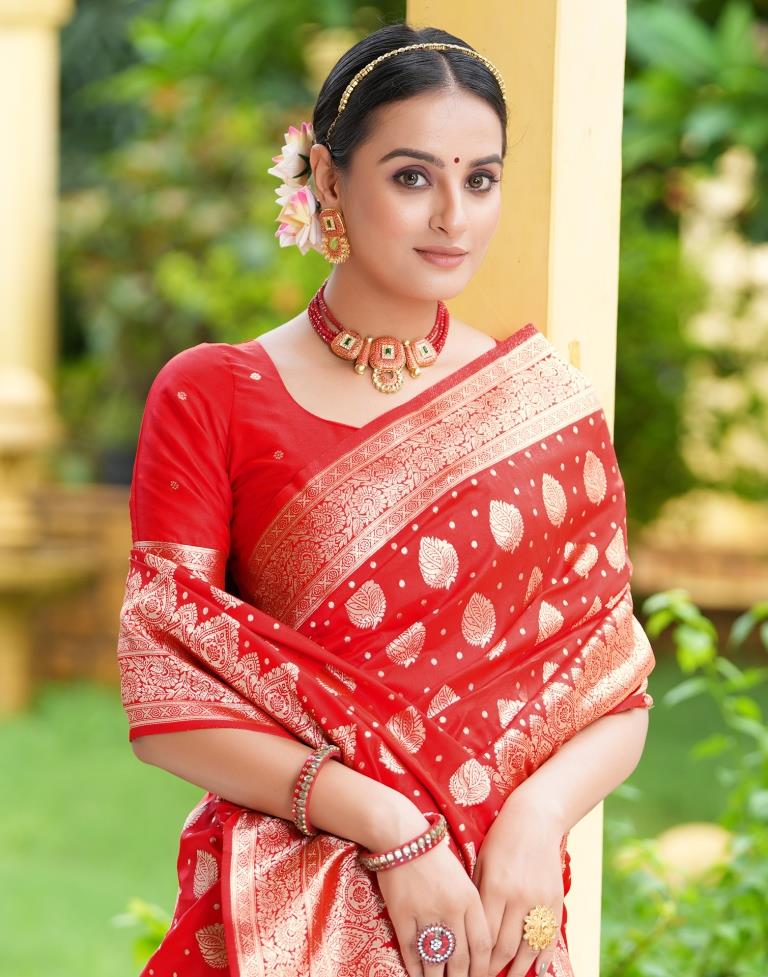 Red Silk Weaving Banarasi Saree | Leemboodi