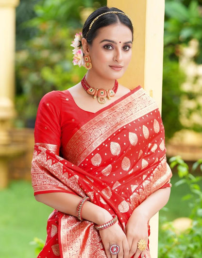 Red Silk Weaving Banarasi Saree | Leemboodi