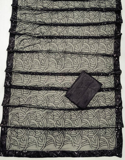 Black Plain Georgette Saree