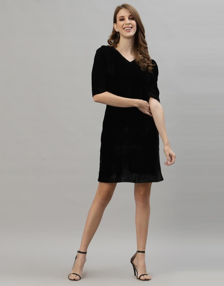 Black Velvet Dress | Sudathi