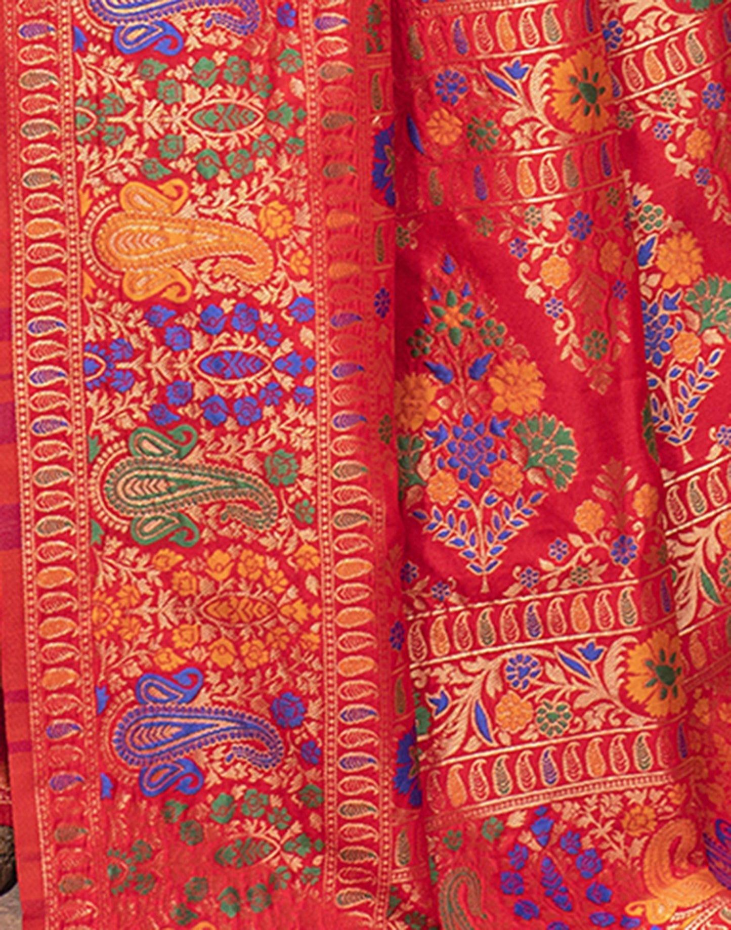Red Weaving Silk Banarasi Saree
