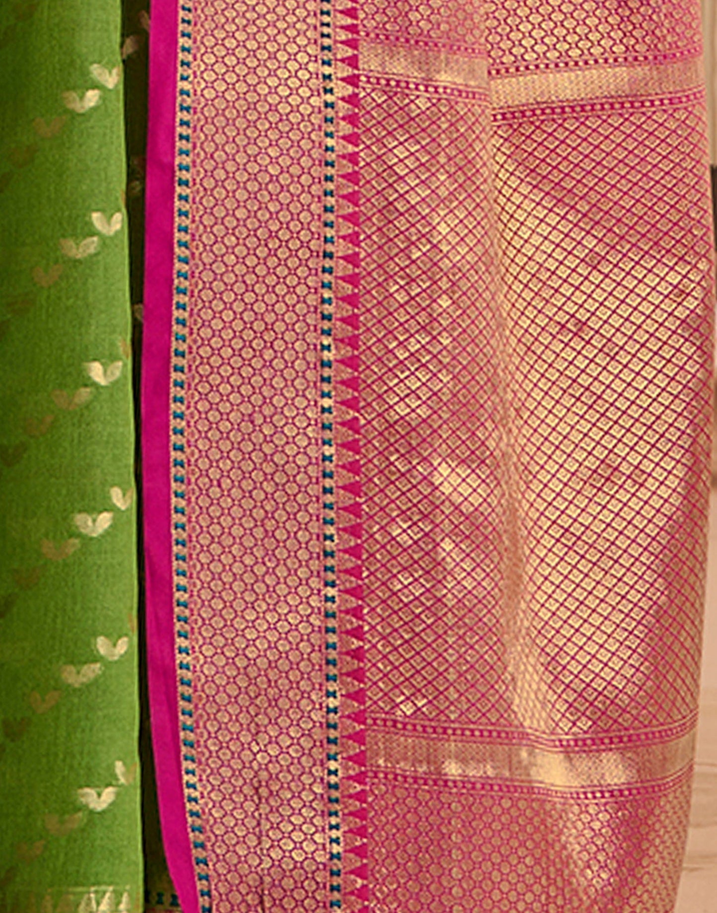 Mehandi Green Jaquard Silk Banarasi Saree