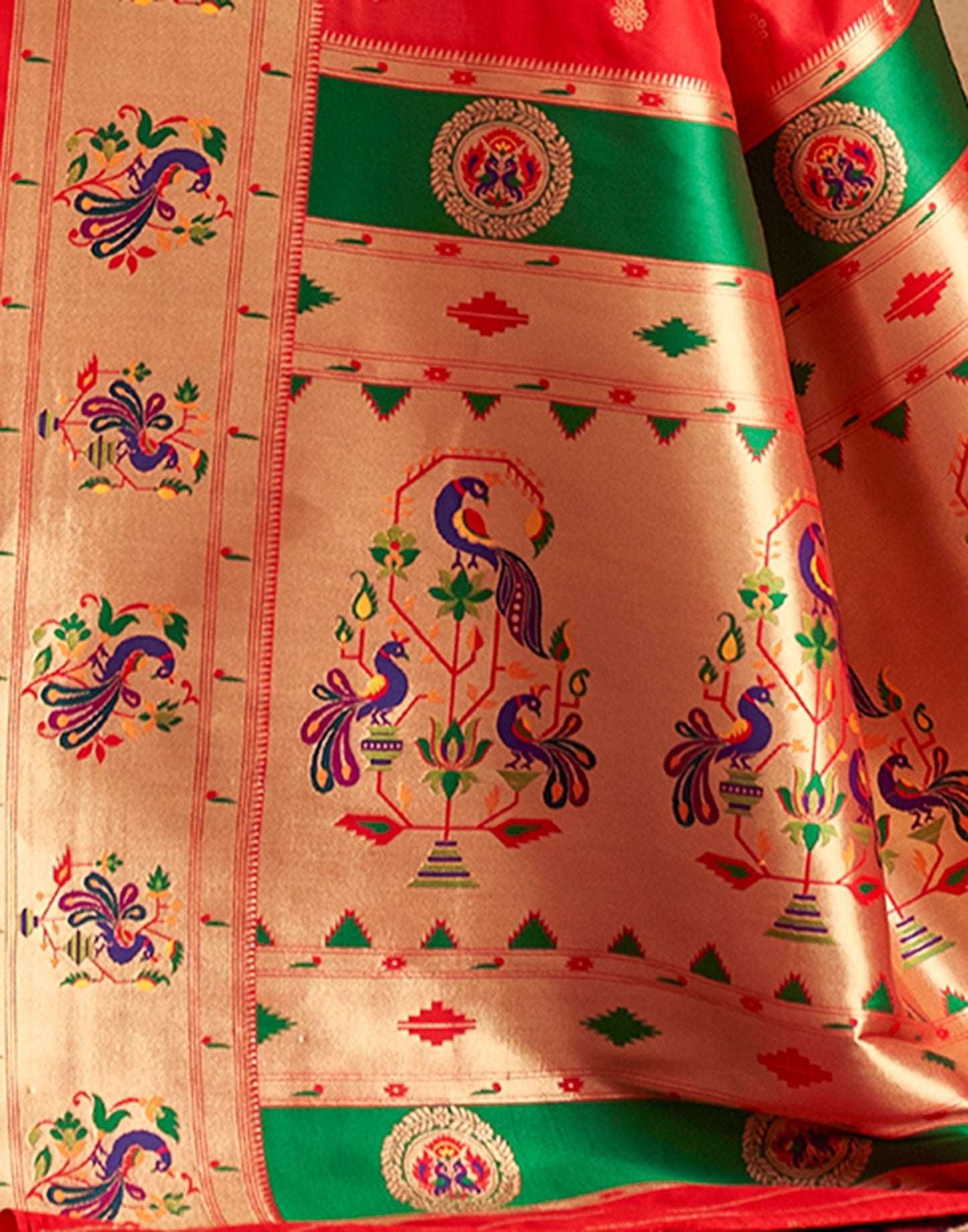 Red Weaving Silk Paithani Saree