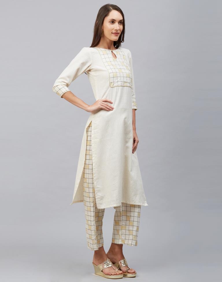 Off White Coloured Cotton Flex Printed Kurti With Palazzo | Leemboodi