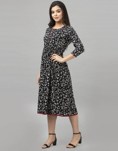 Sparkling Black Coloured Printed Rayon Kurti | Sudathi
