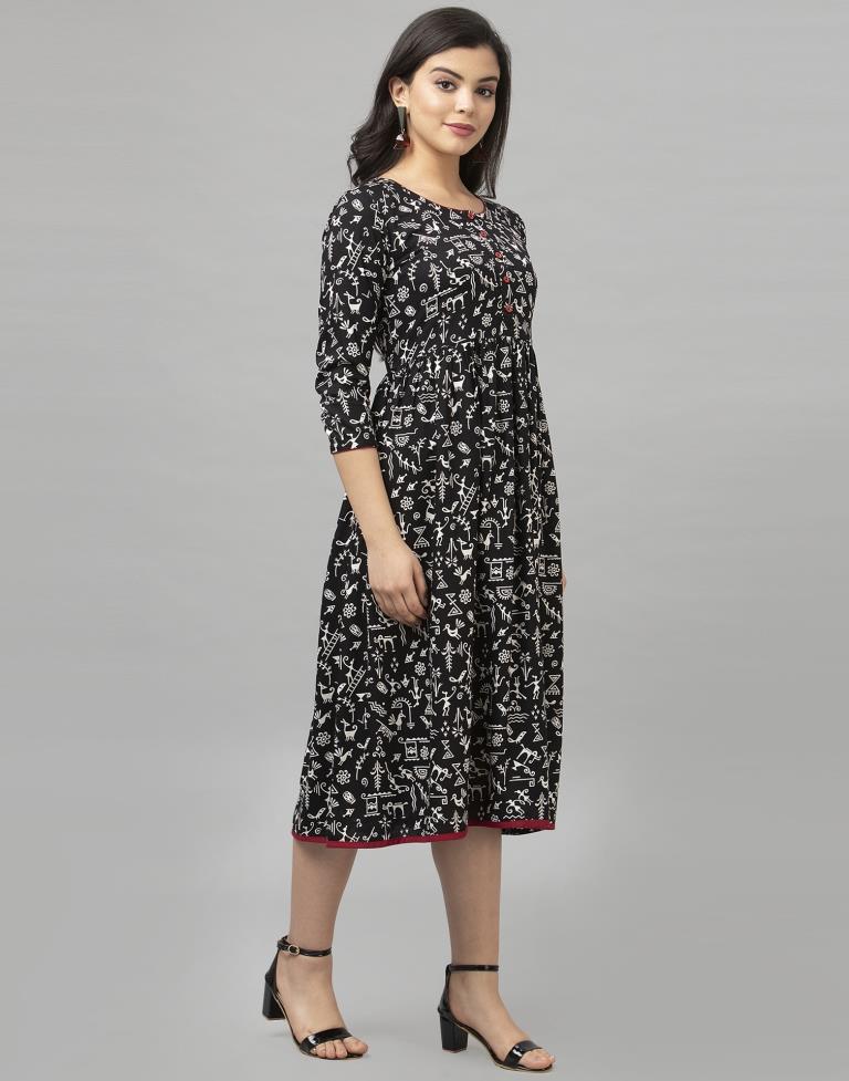 Sparkling Black Coloured Printed Rayon Kurti | Sudathi