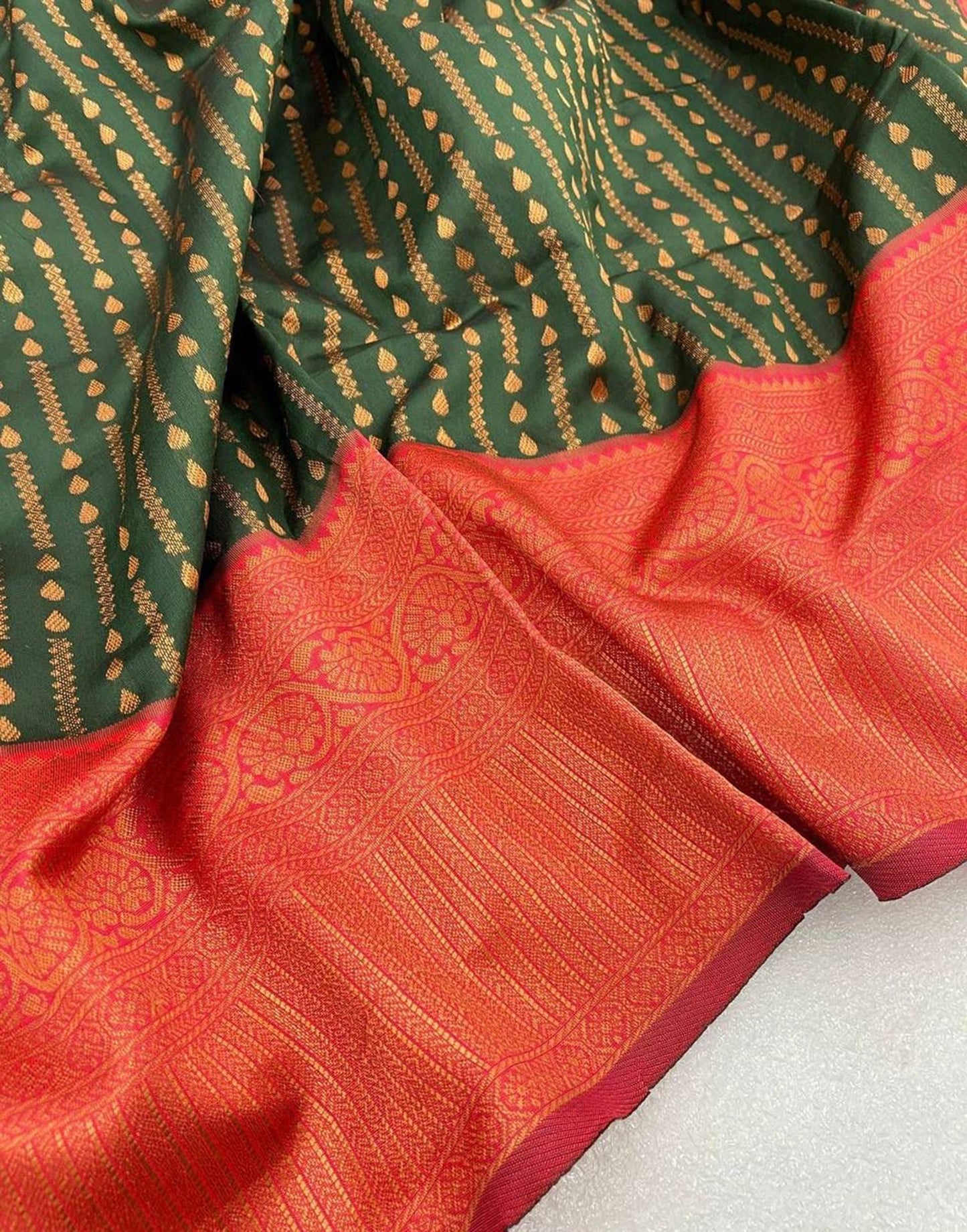 Dark Green Jacquard Silk Saree