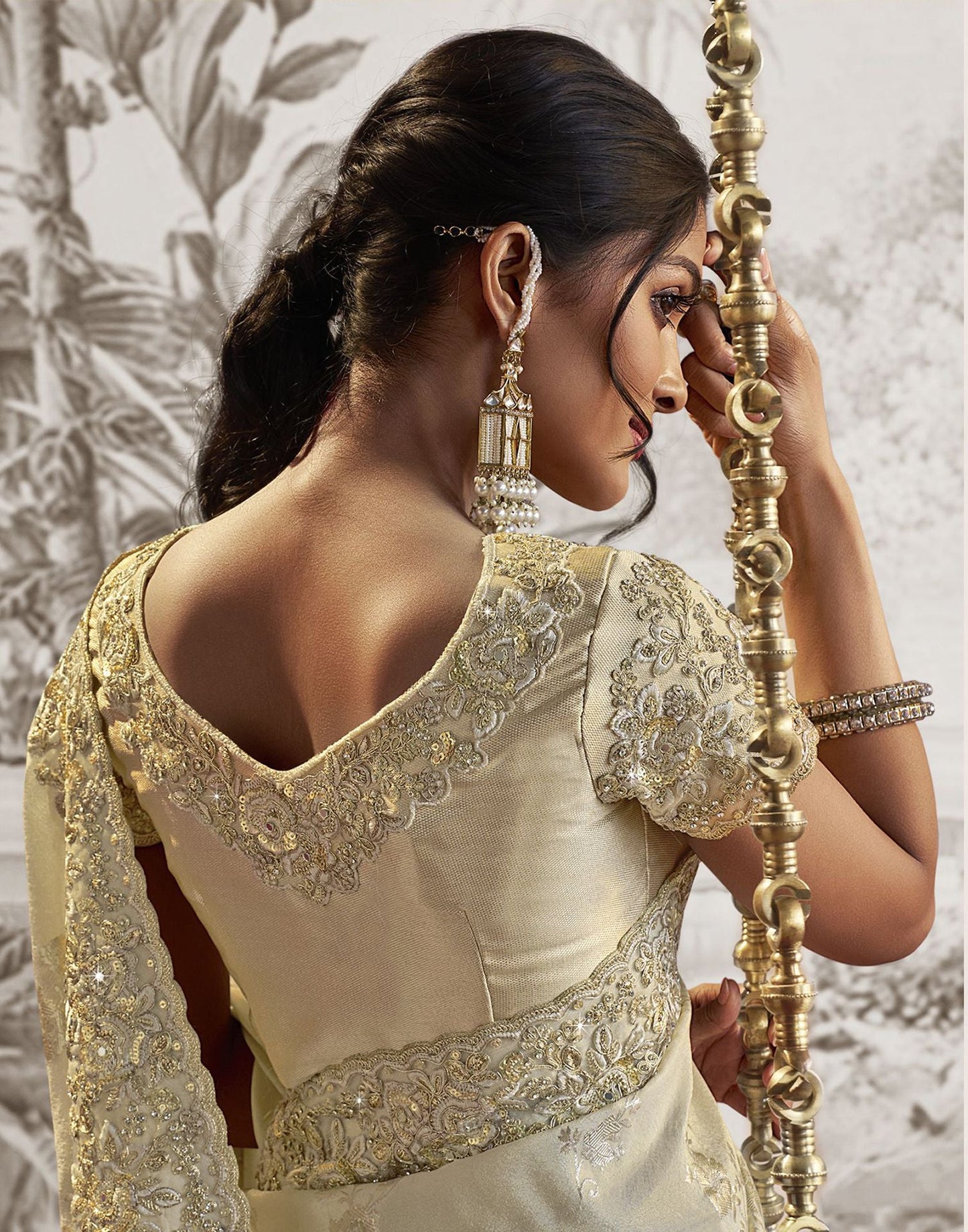 Off White Plain Silk Saree