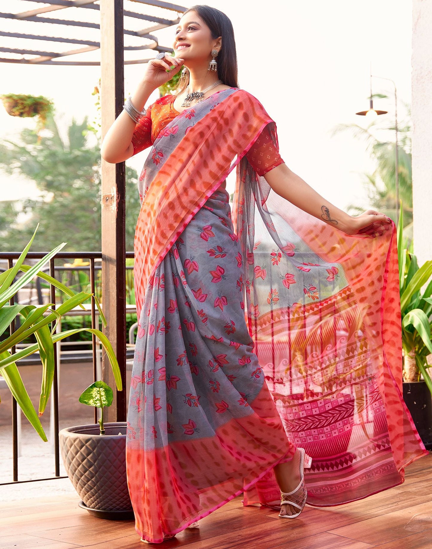 Grey & Red Printed Chiffon Saree