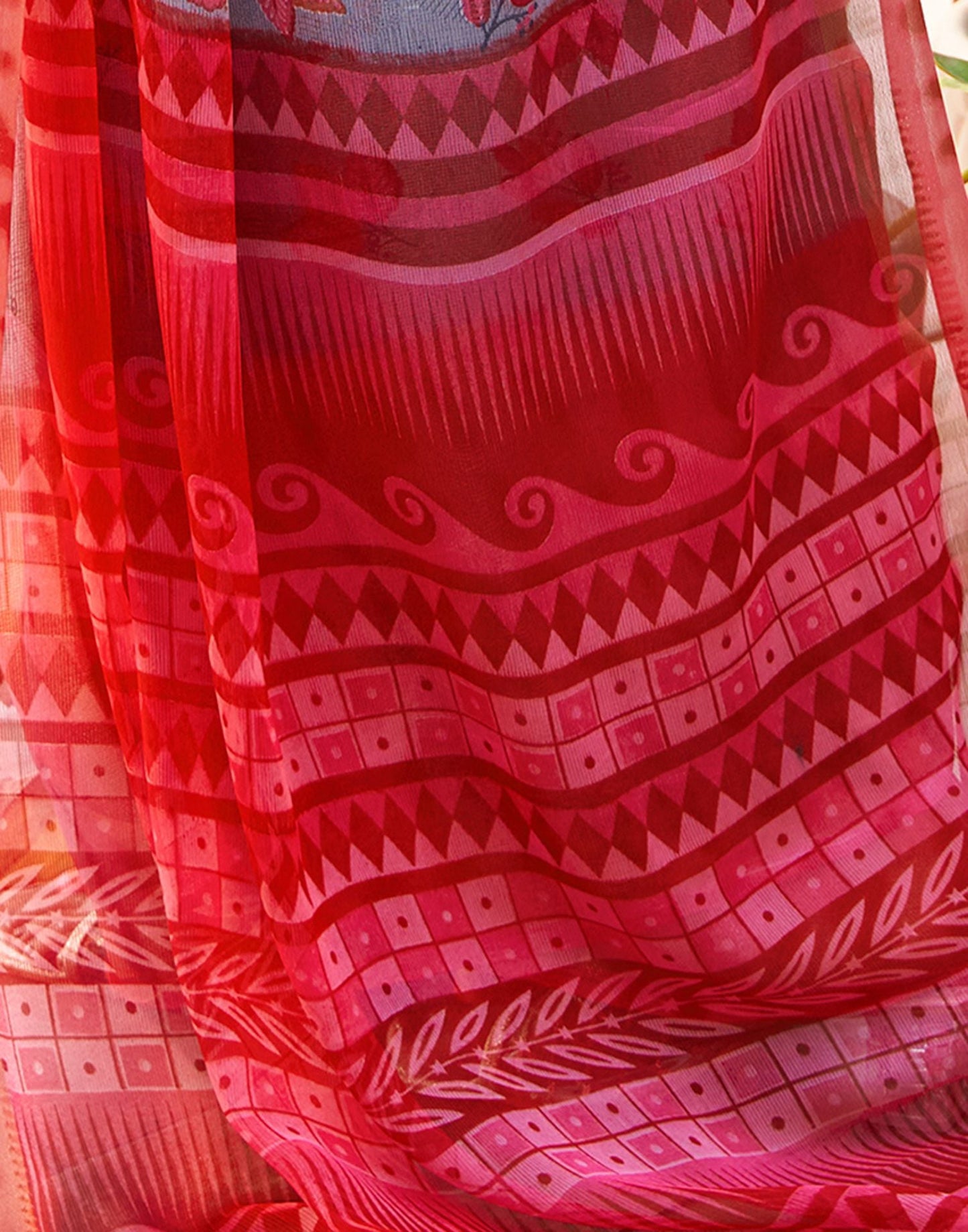 Grey & Red Printed Chiffon Saree