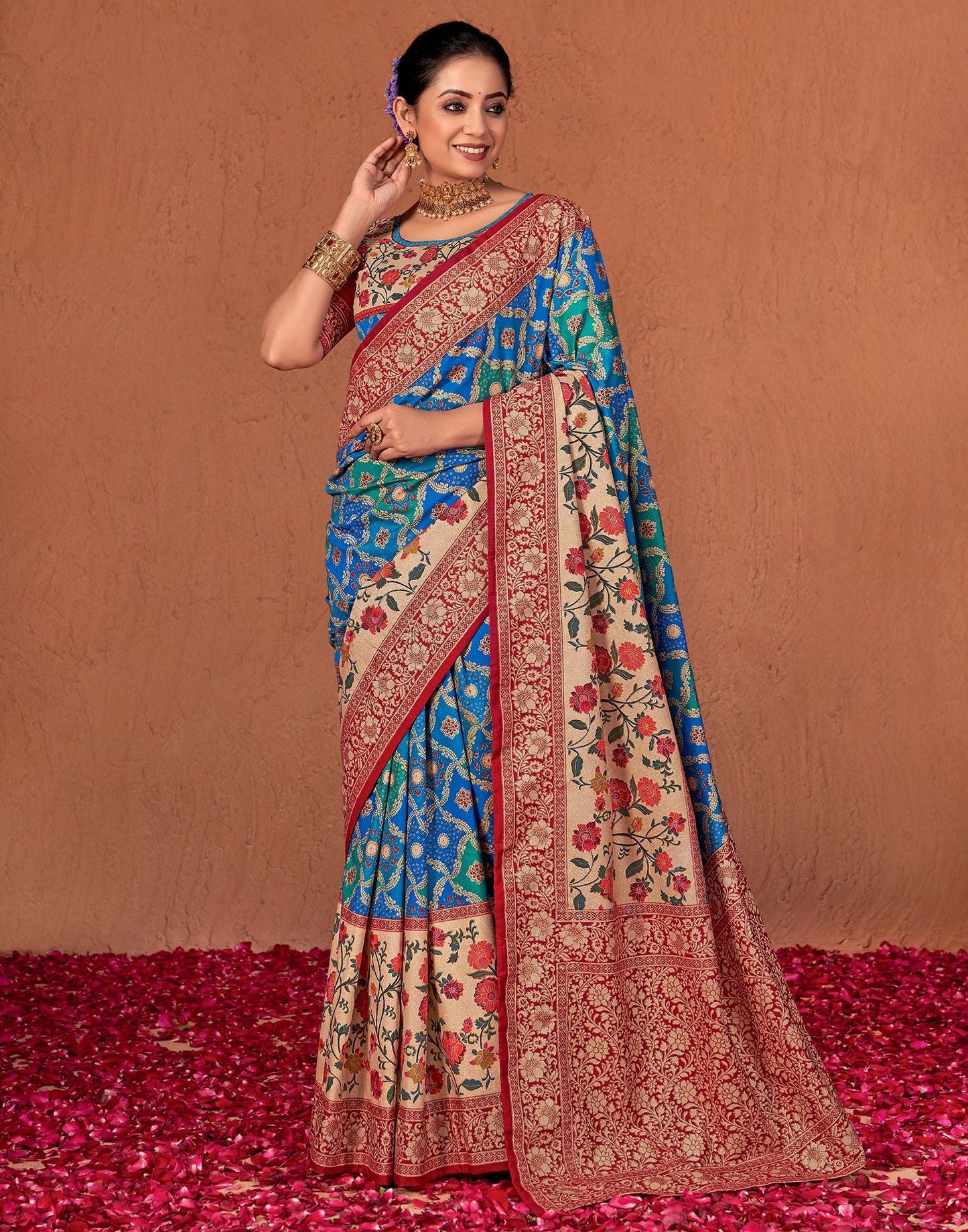 Blue& Multicoloured Printed Silk Saree