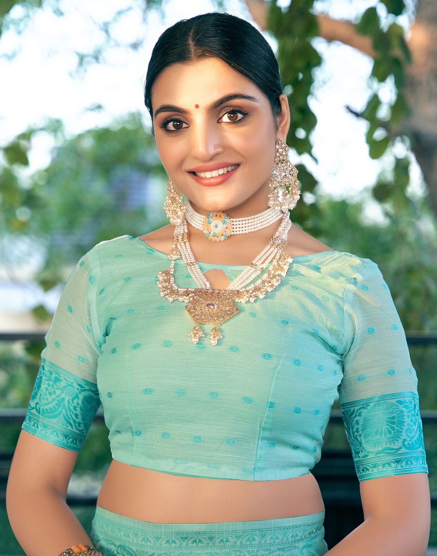 Turquoise Jacquard Linen Saree