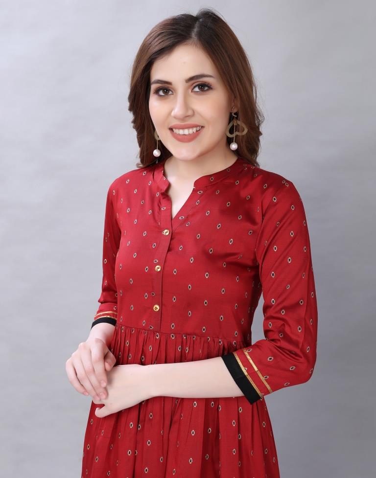 Maroon Zari Woven Taffeta Kurti | Leemboodi