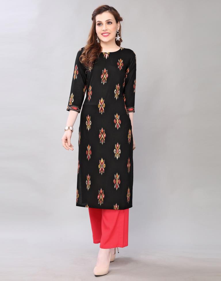 Dreamy Black Coloured Printed Rayon Kurti | Sudathi