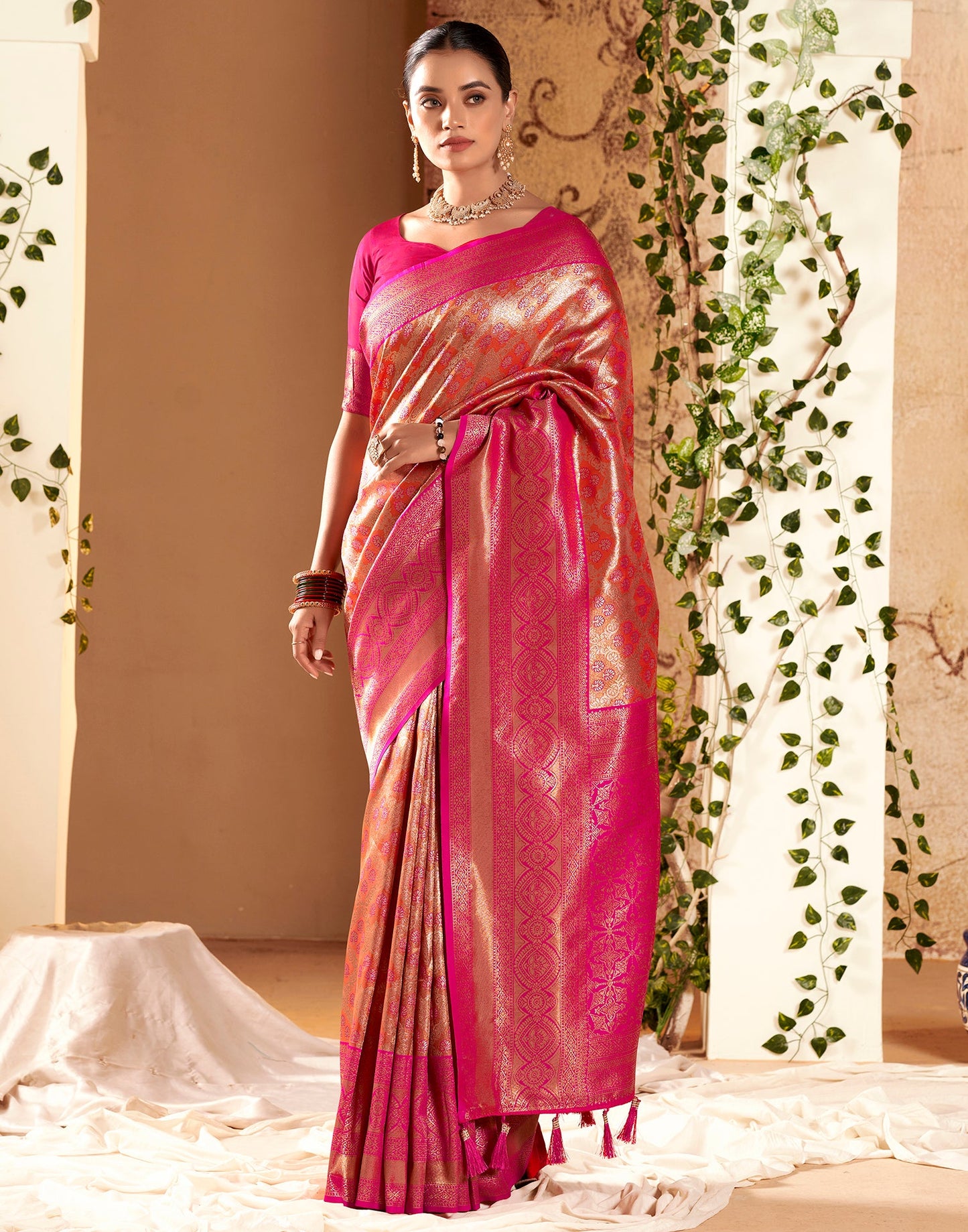 Pink Silk Weaving Saree