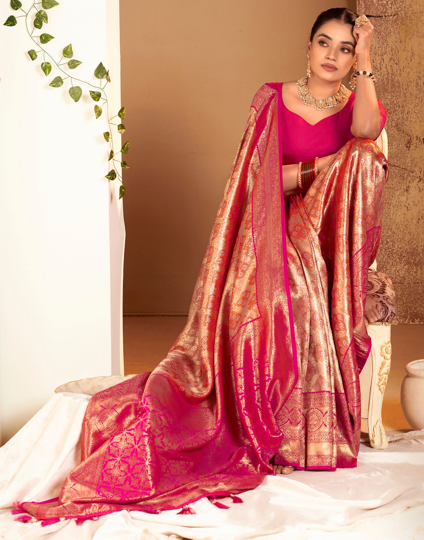 Pink Silk Weaving Saree
