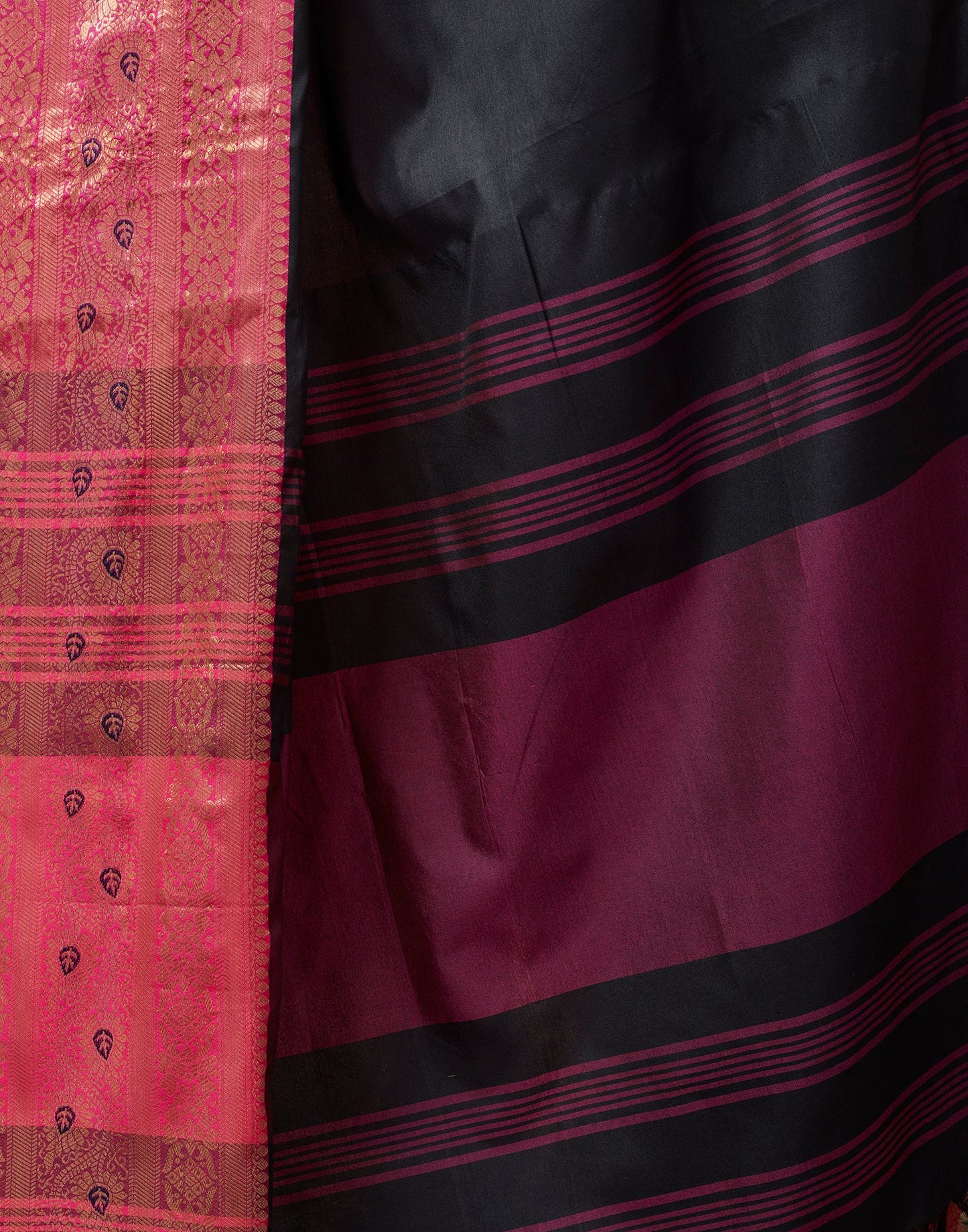 Black & Pink Silk Plain Saree