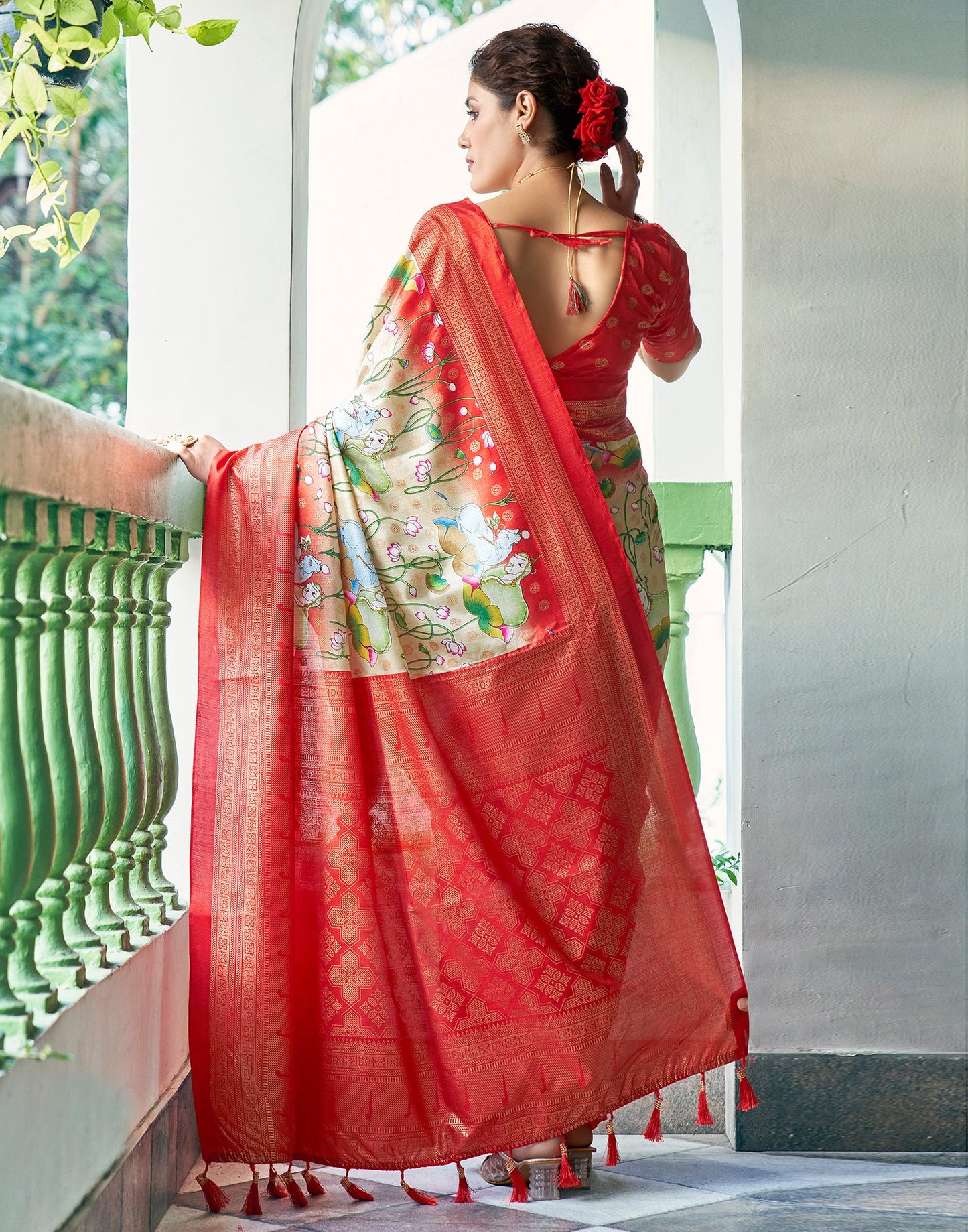 Light Beige Silk Printed Saree