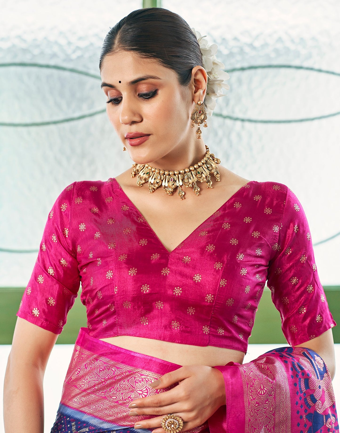 Navy Blue & Pink Motif Printed Silk Saree