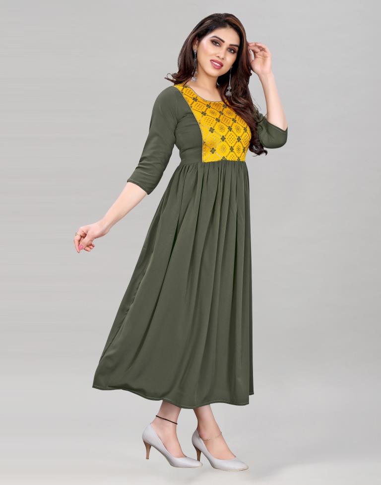 Olive Green Coloured Crepe Plain Kurti | Leemboodi
