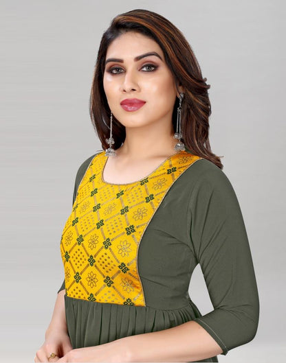 Olive Green Coloured Crepe Plain Kurti | Leemboodi