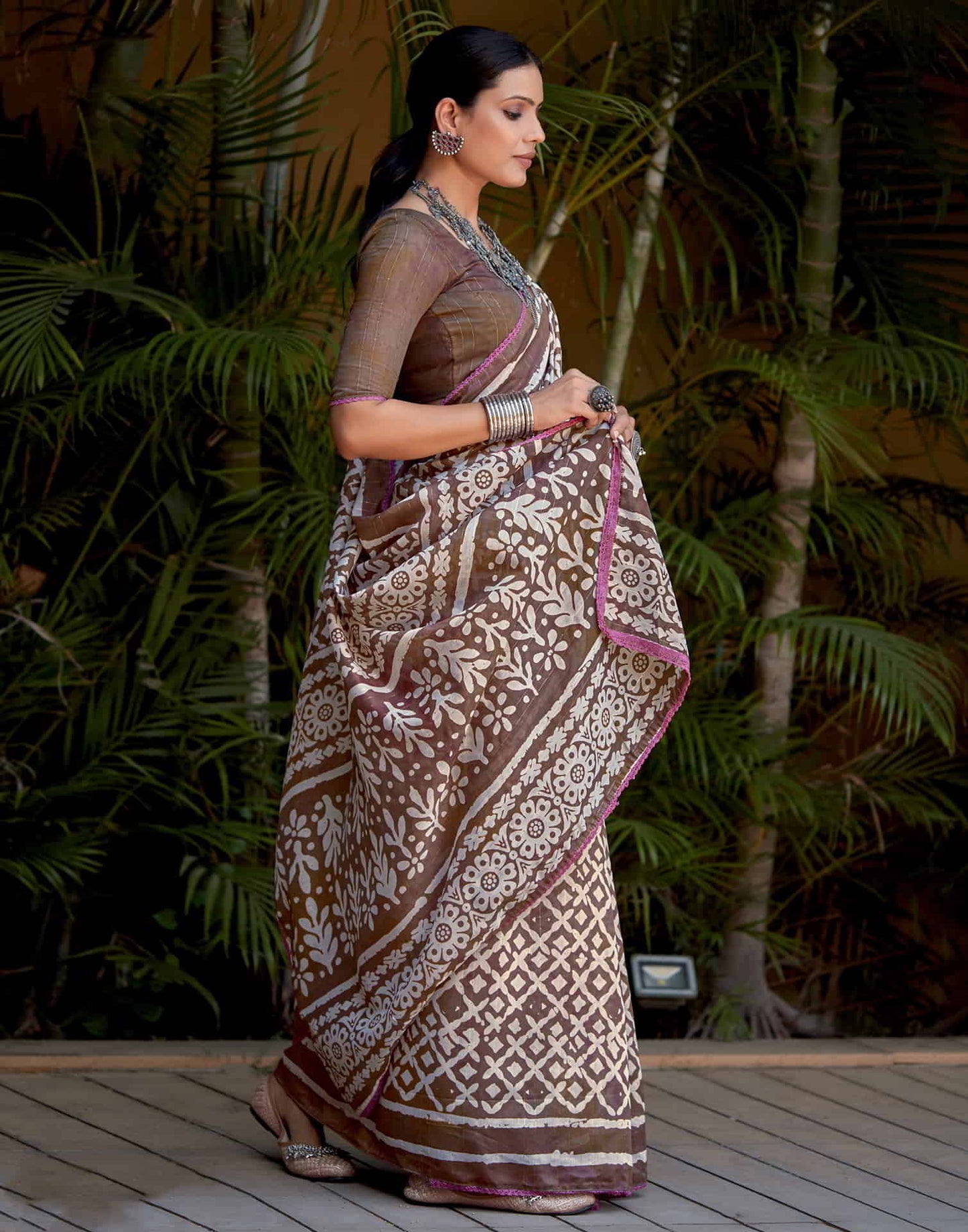 Brown Cotton Printed Saree