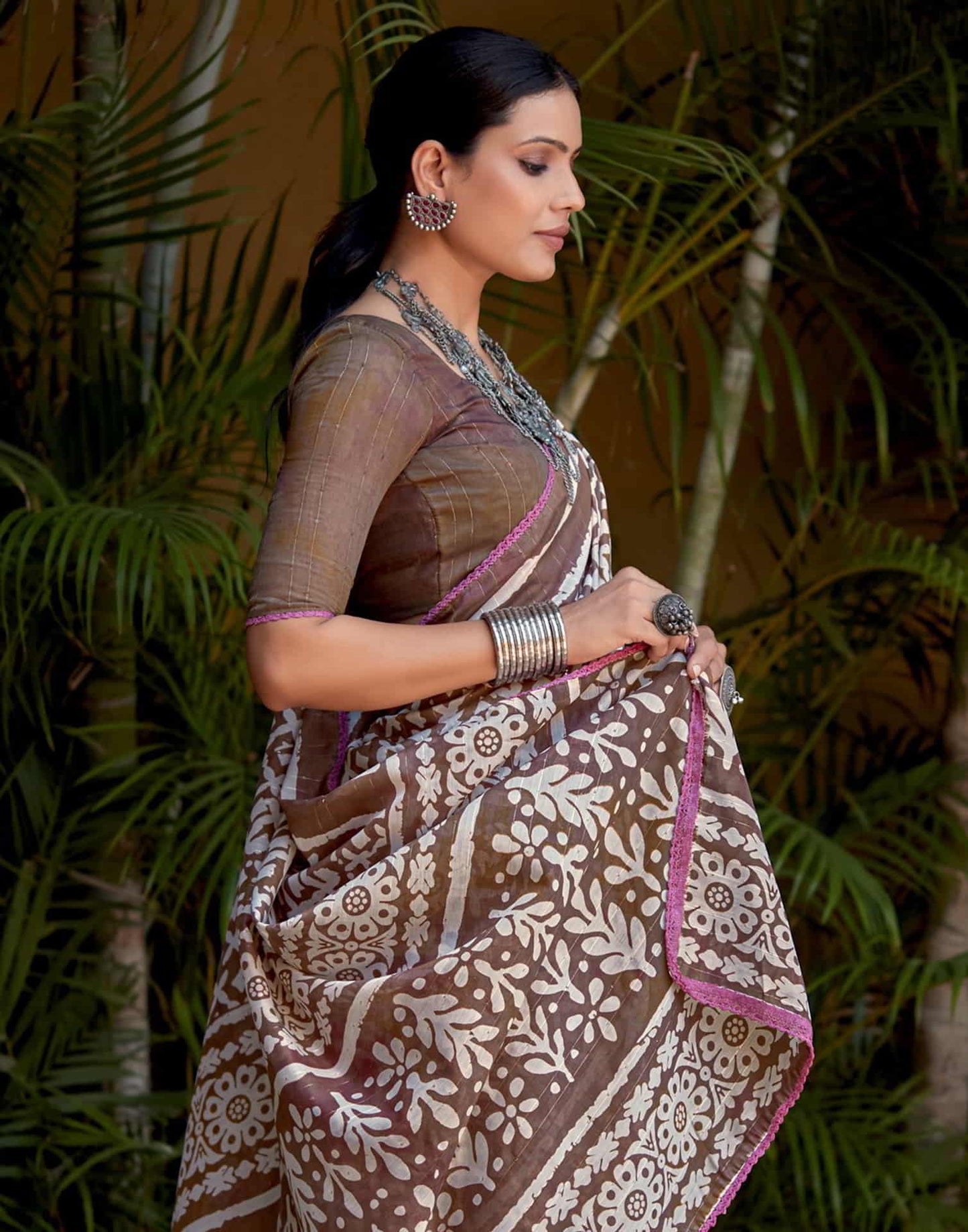 Brown Cotton Printed Saree