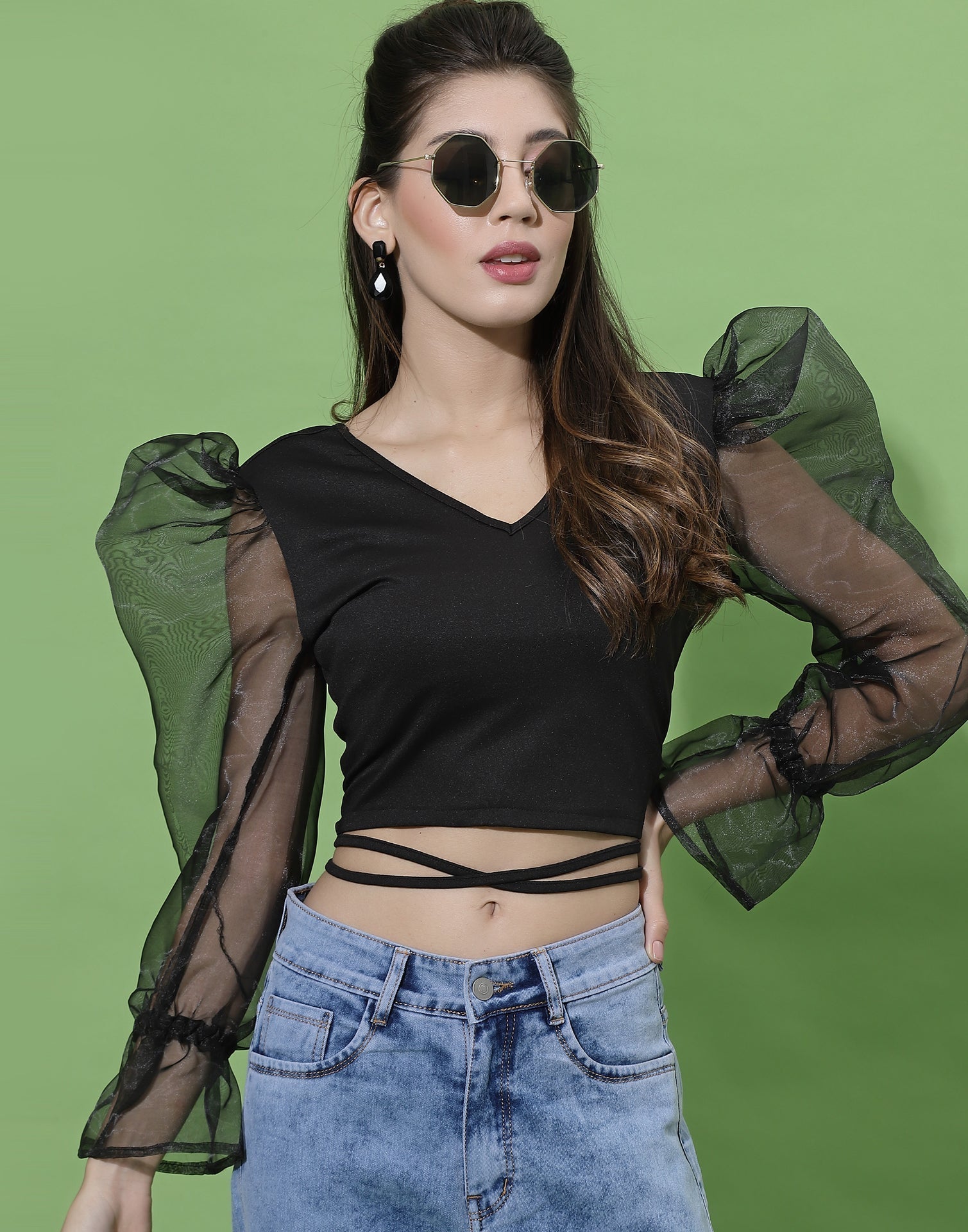 Black Puff Sleeve Top | Leemboodi