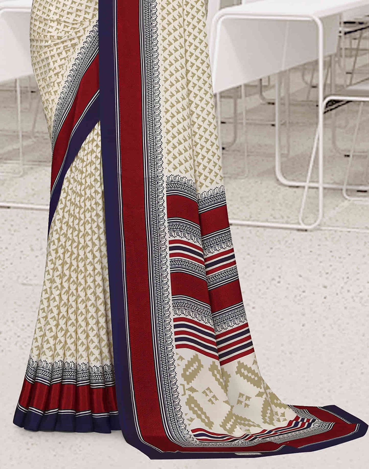 Cream Polyester Printed Saree