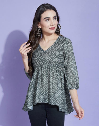Grey Geathered Top | Leemboodi