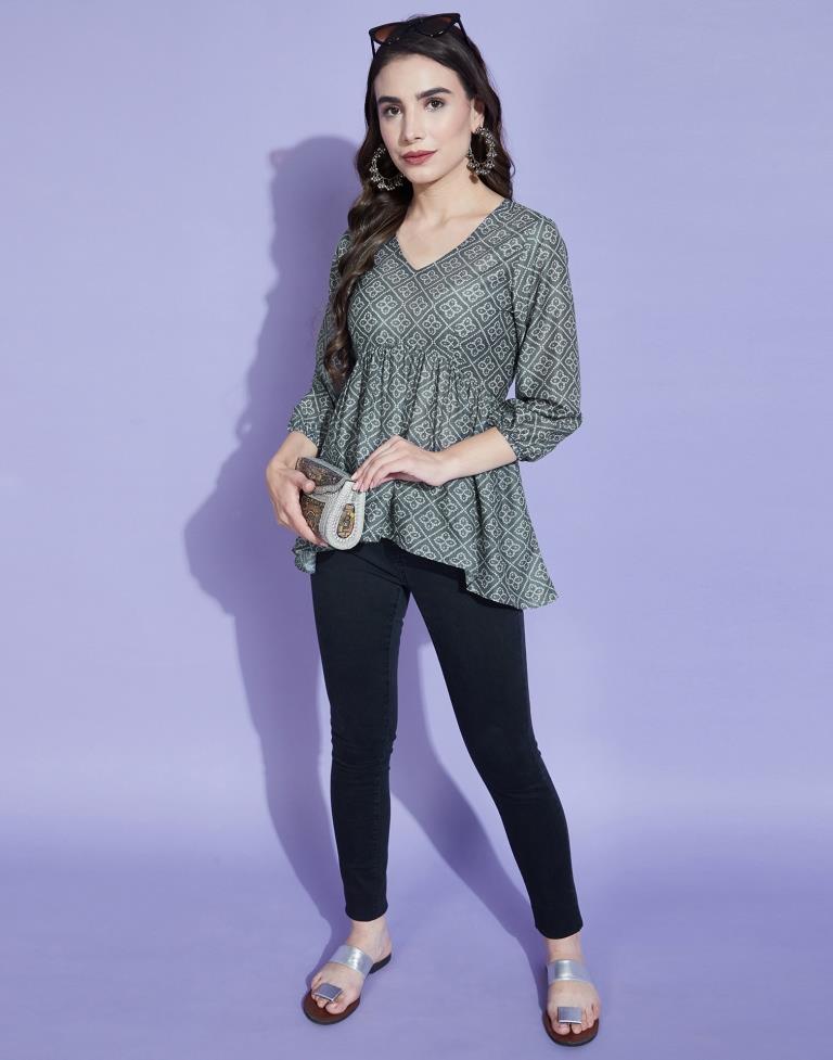 Grey Geathered Top | Leemboodi