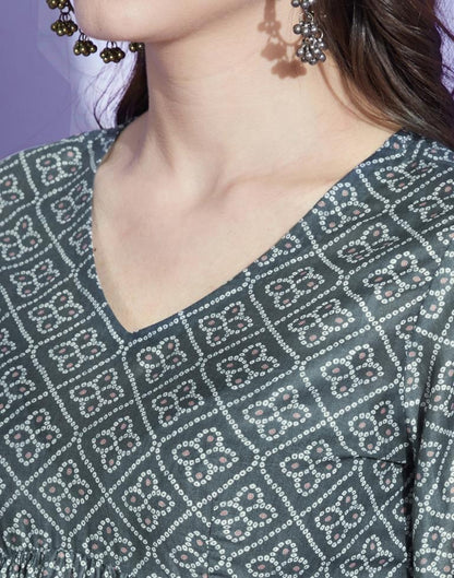 Grey Geathered Top | Leemboodi
