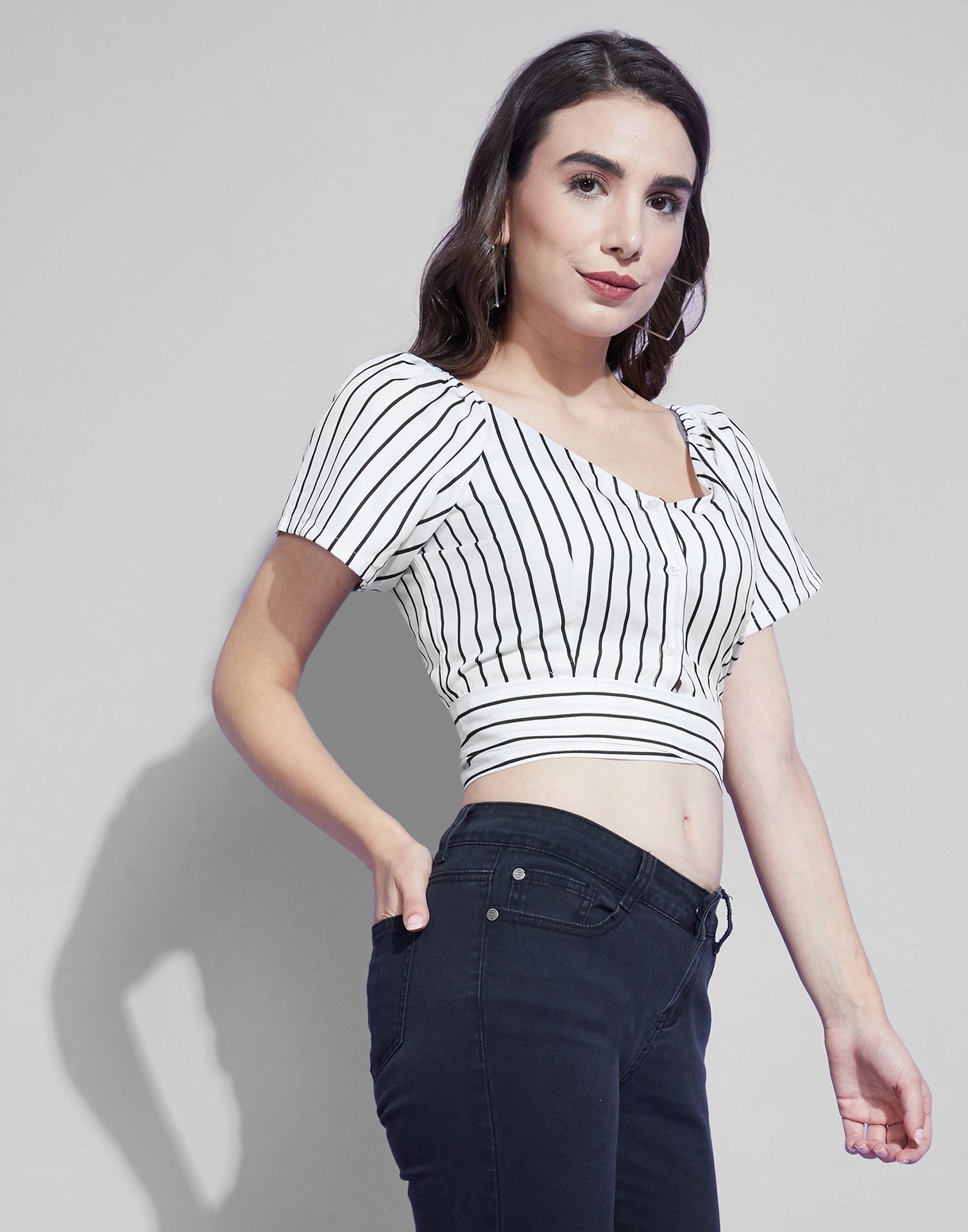 White Crop Top | Leemboodi