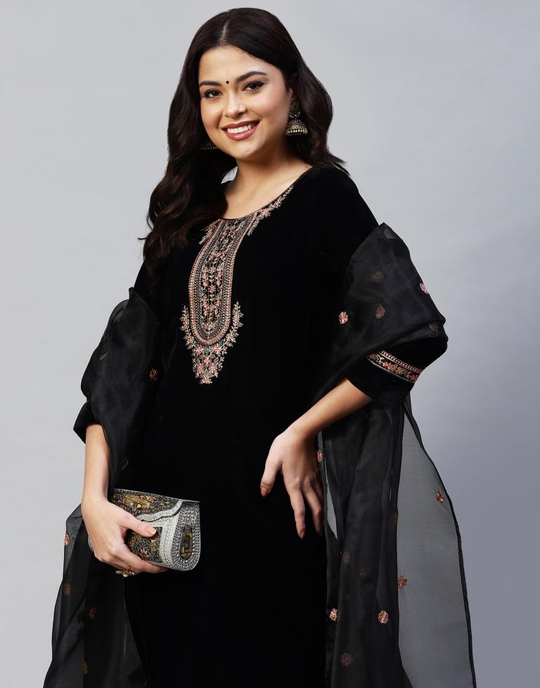 Black Kurti With Pant And Dupatta | Leemboodi