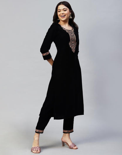 Black Kurti With Pant And Dupatta | Leemboodi