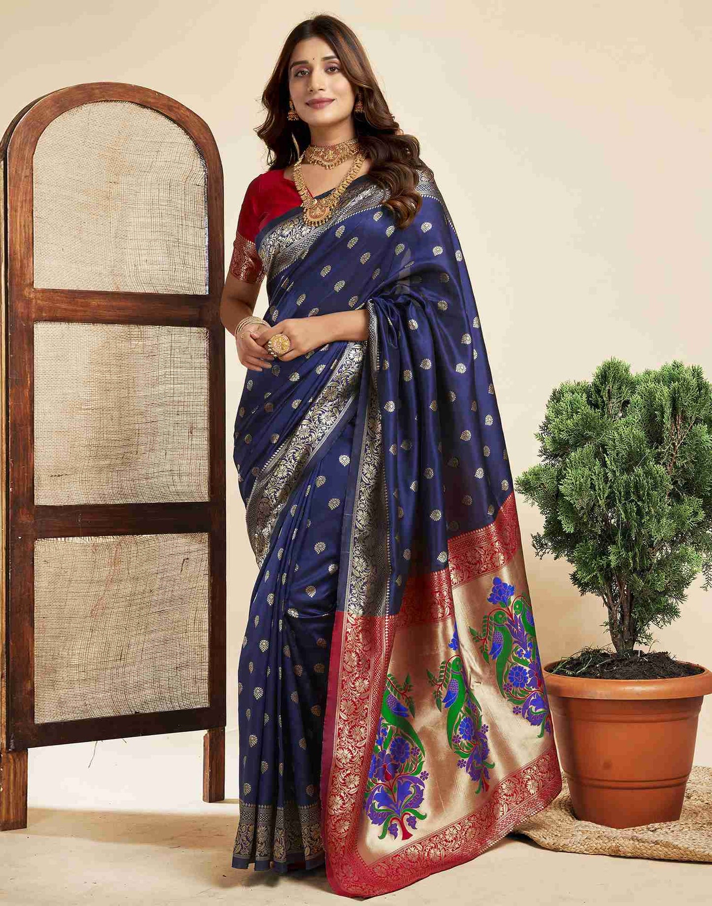 Navy Blue Silk Woven Paithani Saree