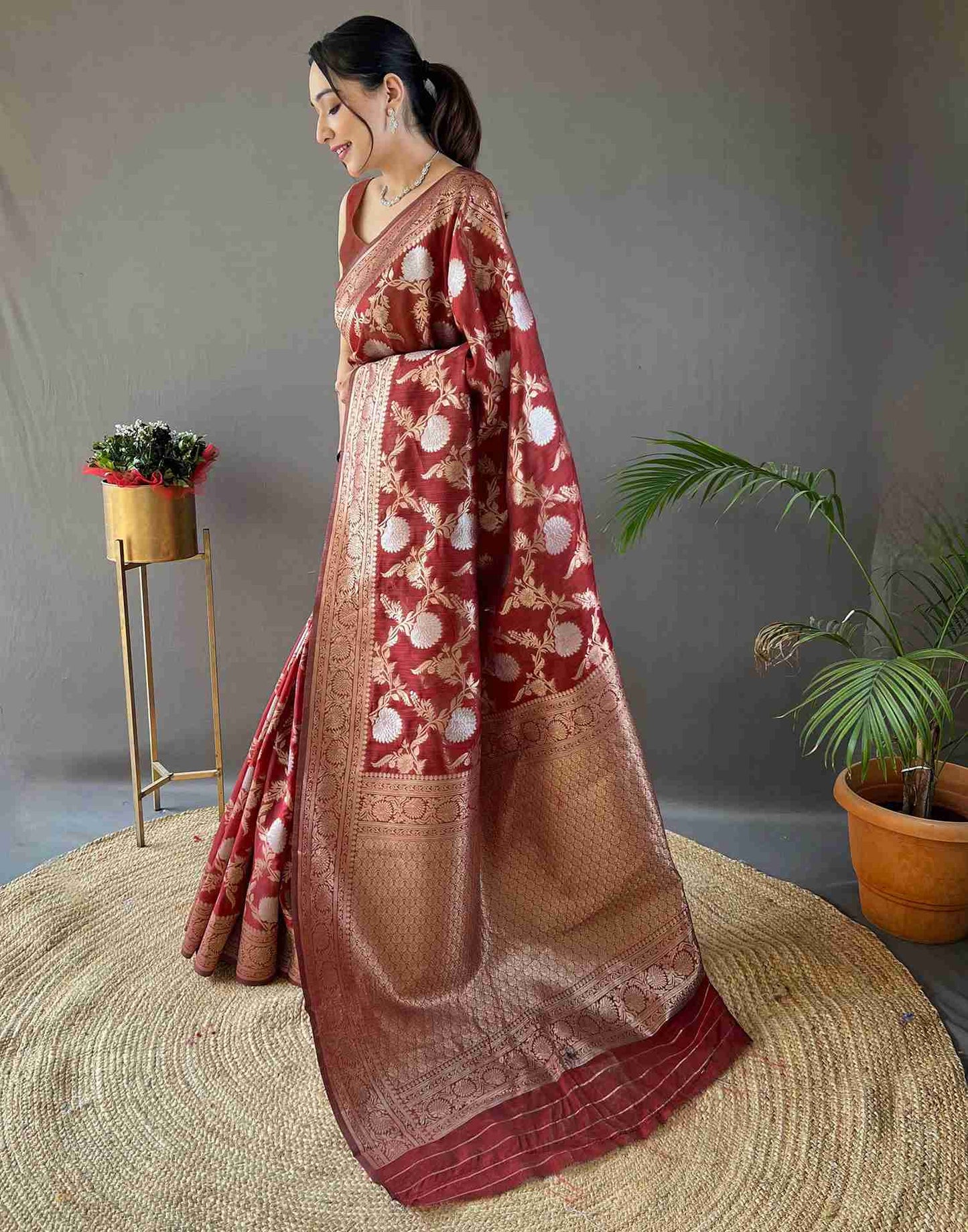 Chestnut Brown Silk Woven Banarasi Saree