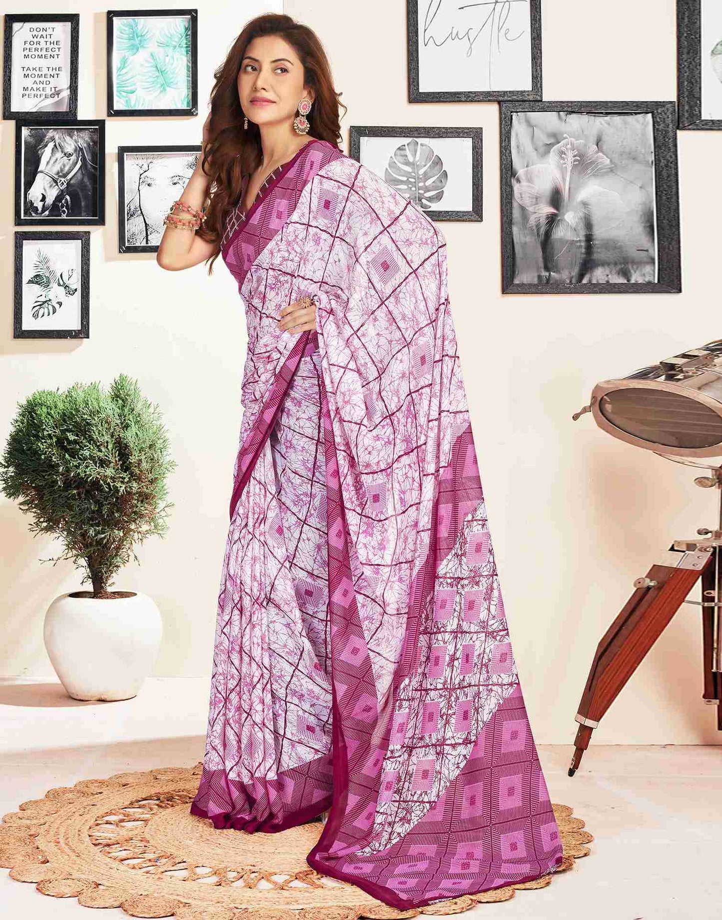 White Georgette Geometric Printed Saree