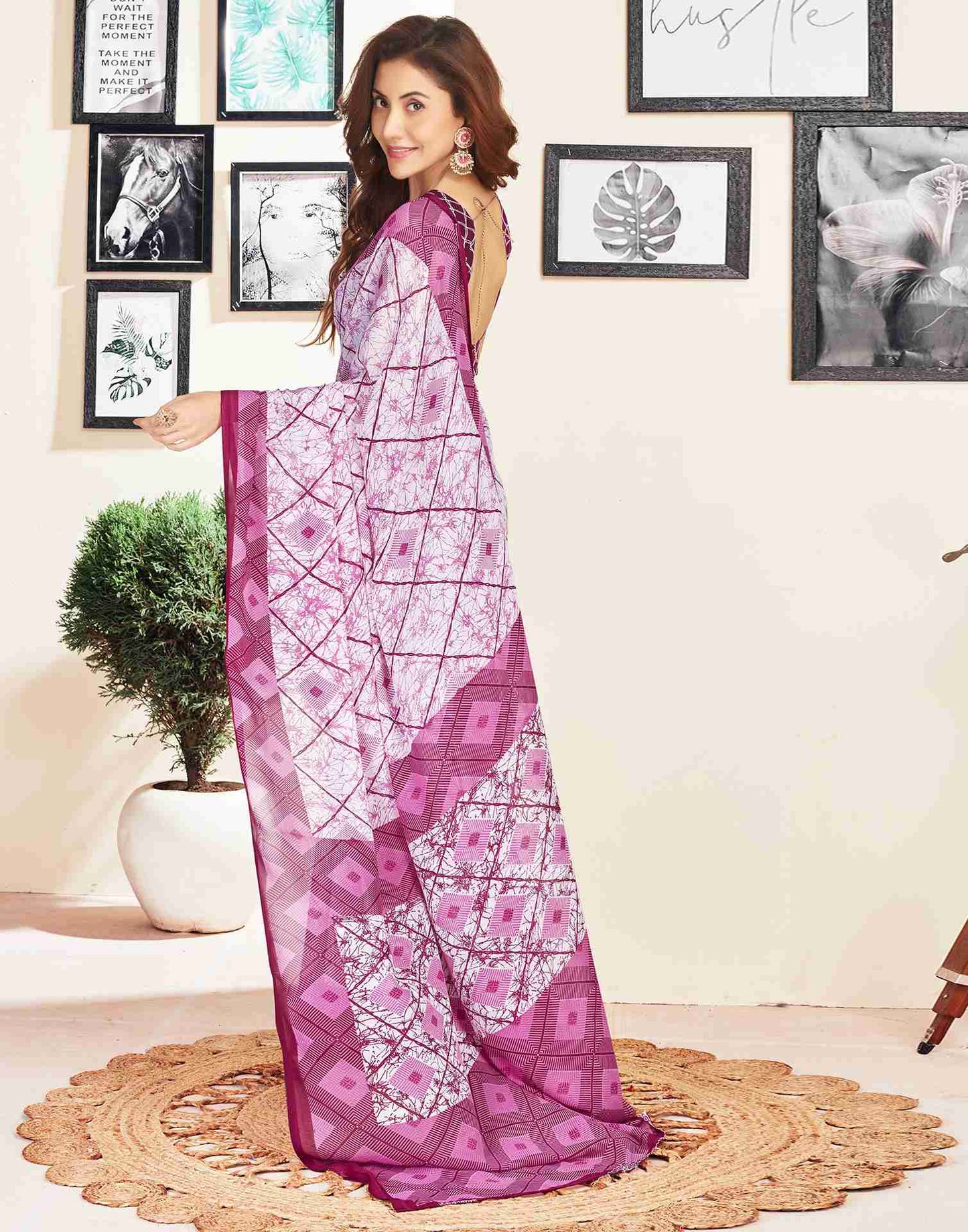 White Georgette Geometric Printed Saree