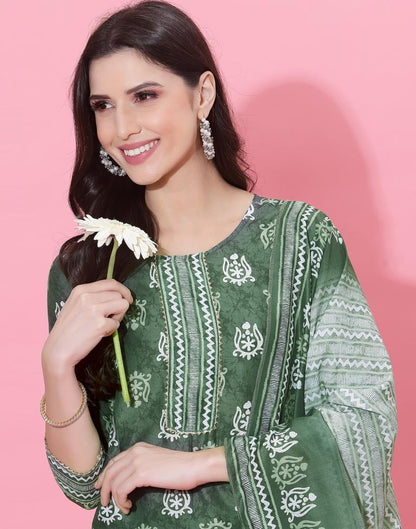 Dark Green Kurti With Pant And Dupatta | Leemboodi