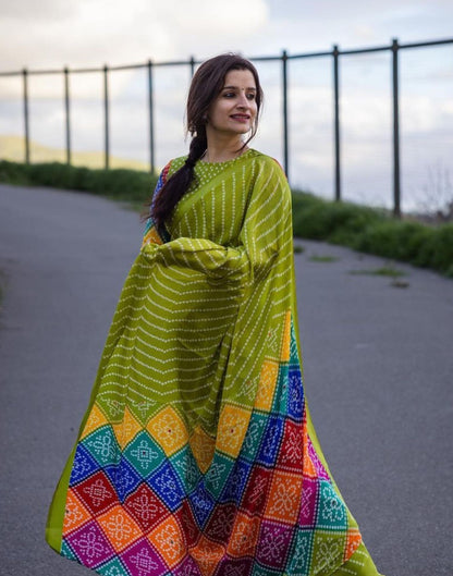 Parrot Green Bandhani Silk Saree | Sudathi