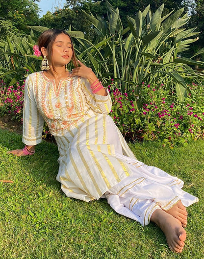 White Embridary Kurti | Sudathi