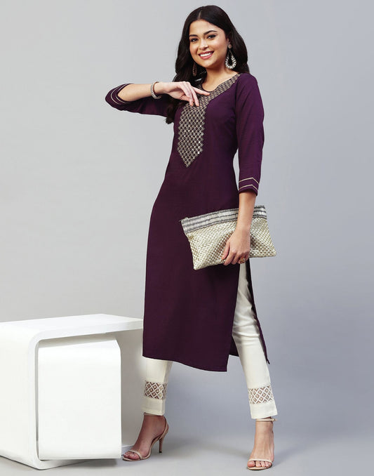 Wine Plain Chinnon Straight Kurta