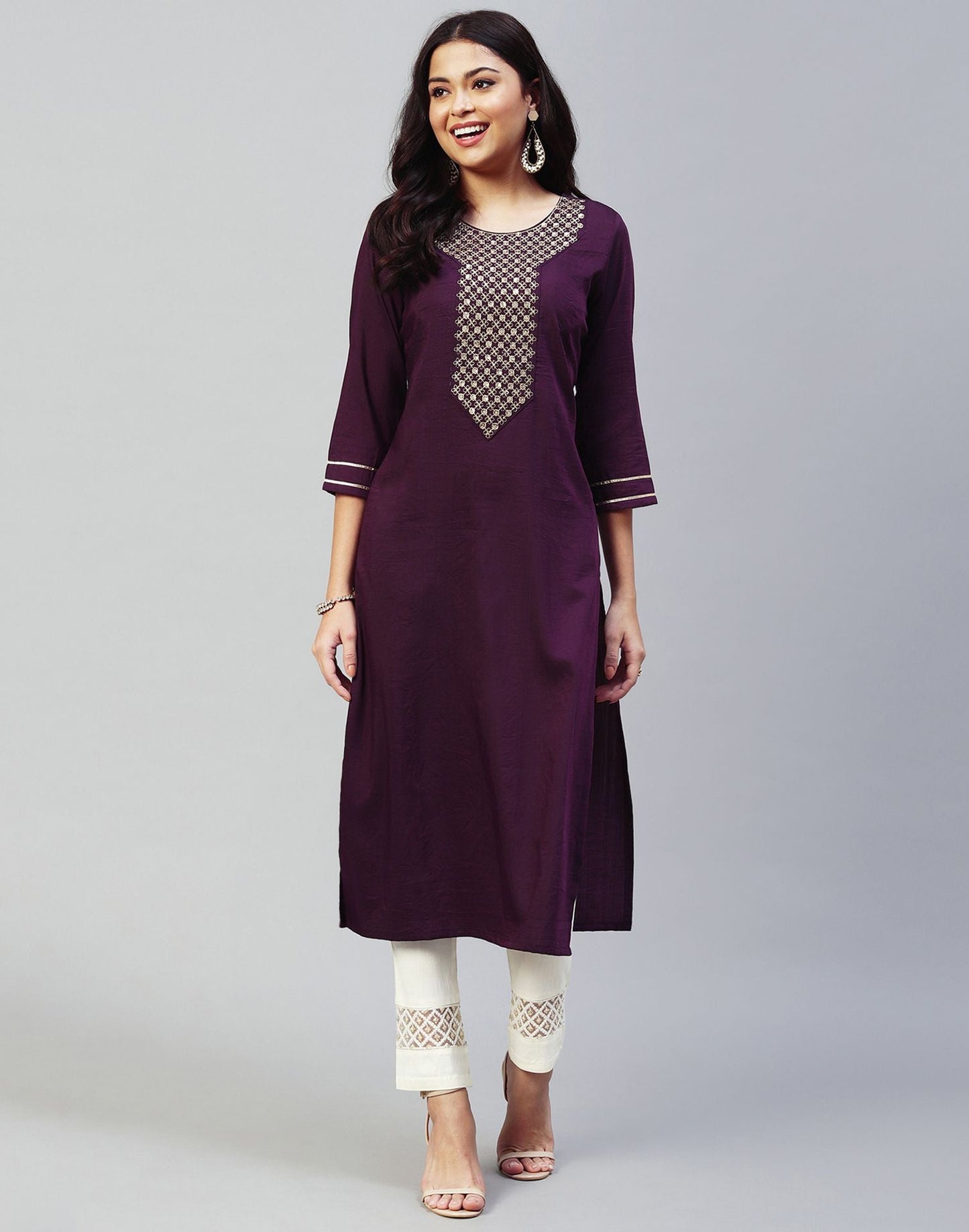 Wine Plain Chinnon Straight Kurta