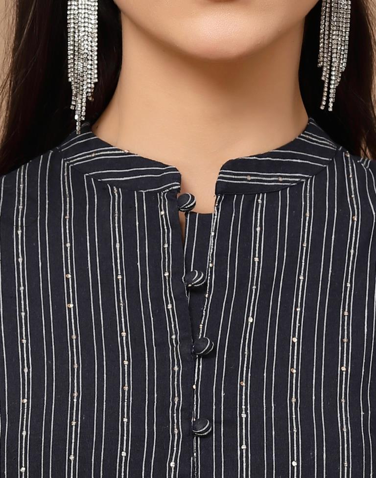 Blue Sleeveless Straight Kurti | Sudathi