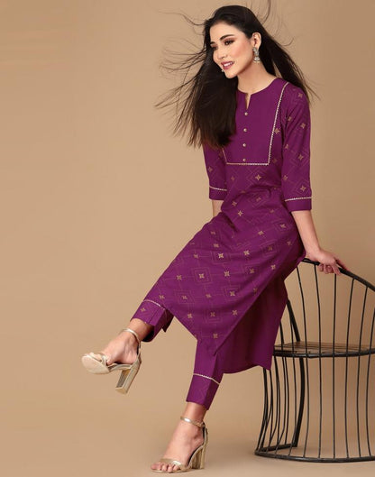 Wine Foil Printed Kurta With Pant