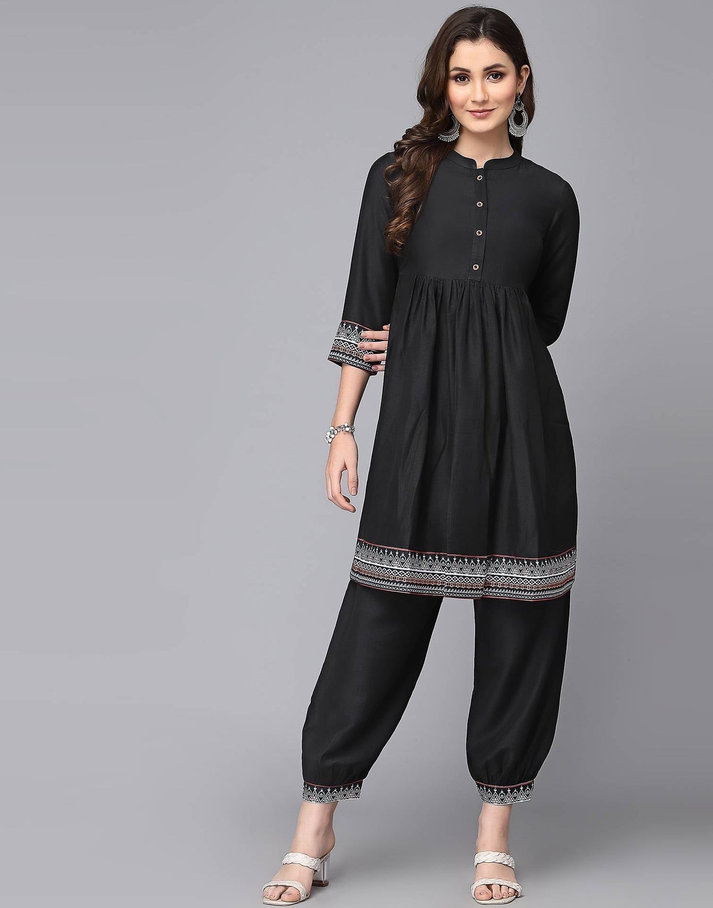 Black Printed Anarkali Kurta with Pant Set | Leemboodi